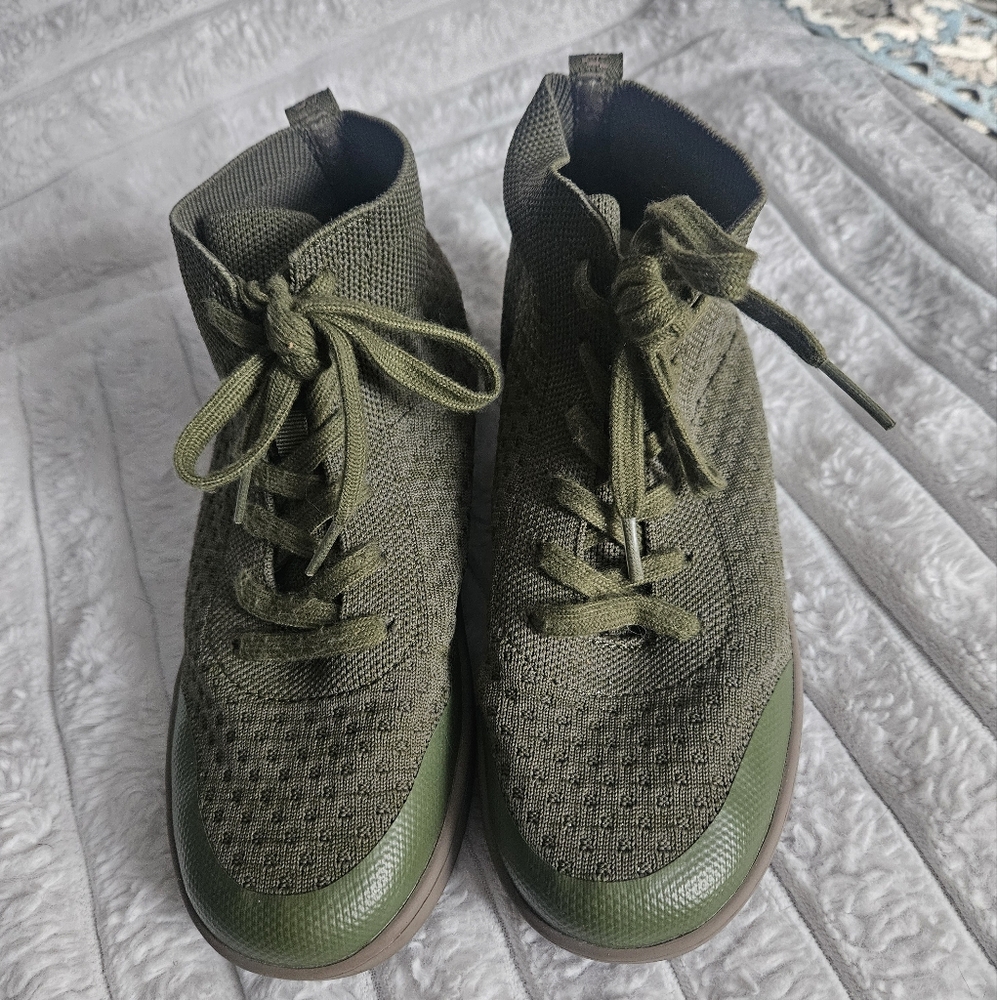 COPY - Suavs The Legacy Hightop Olive Green Women's Size 7 38